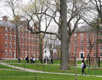 Šéfky amerických univerzit vyvolaly pobouření nejasnými výroky o genocidě Židů