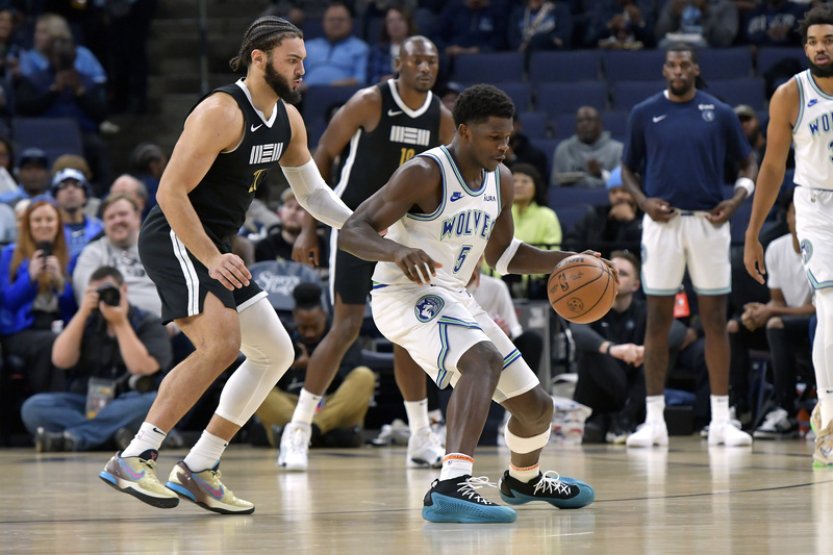 Minnesota znovu vyhrála a drží si náskok v čele NBA