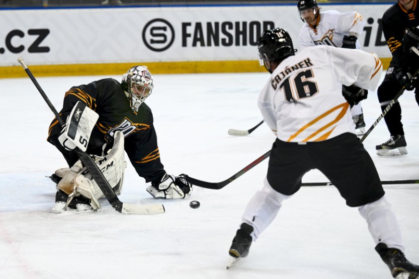 Průcha si po letech našel cestu k hokeji, s následky otřesů mozku se naučil žít
