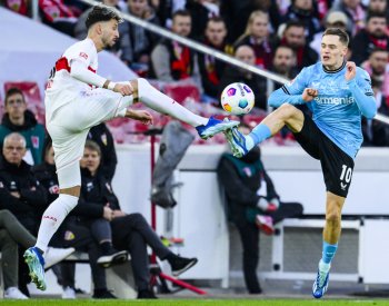 Leverkusen se střídajícím Schickem remizoval 1:1 ve Stuttgartu