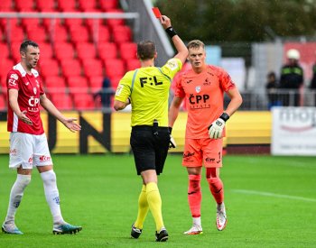 Fotbalisté Pardubic navzdory dlouhému oslabení remizovali s Jabloncem