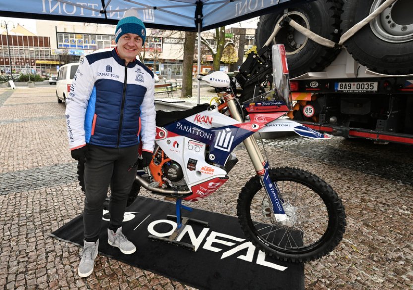 Pabišku čeká již patnáctý Dakar, opět nakonec pojede bez mechanika