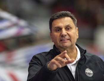 Růžička podle médií skončil na střídačce hokejistů Slovanu