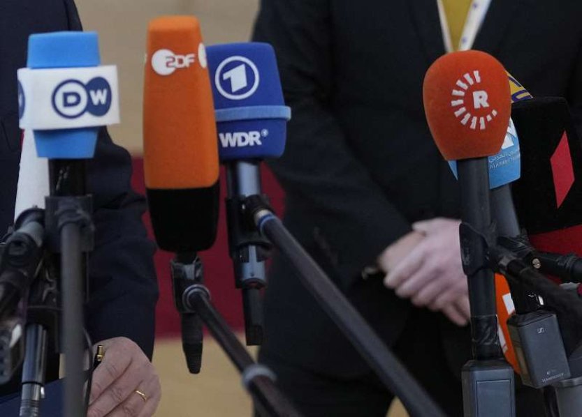 EU se shodla na pravidlech pro ochranu novinářů a transparentnost médií