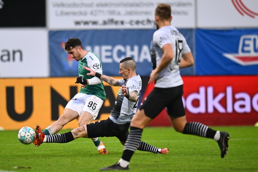 19. kolo: Slovácko vyhrálo v Boleslavi, Pardubice uspěly po čtyřech porážkách