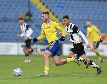 Zlín rozdrtil Hradec Králové 4:0 a po třech kolech zvítězil