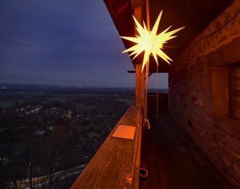 Prohlídky na hradě Lipnici přibližují i středověké topení, v adventu jsou poprvé