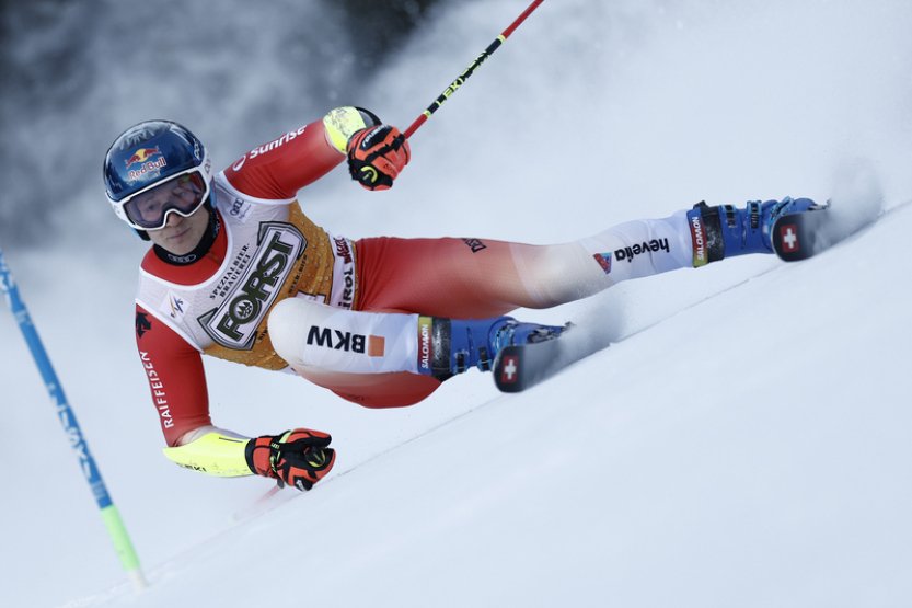 Švýcarský lyžař Odermatt vyhrál v Alta Badii i druhý obří slalom v sezoně SP