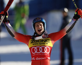 Odermatt zůstává v obřím slalomu neporažený, zopakoval triumf v Alta Badii