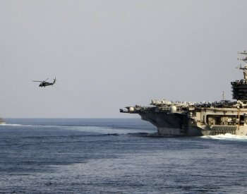 USA povedou mezinárodní operaci k ochraně lodí před útoky Húsíů