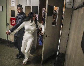 Marvel ukončil spolupráci s hercem Majorsem odsouzeným za násilný čin