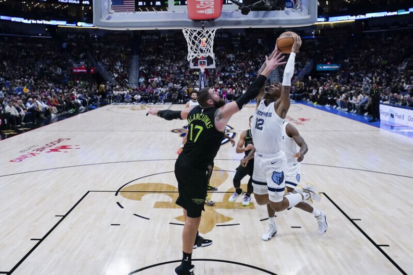 Morant při návratu do NBA po trestu rozhodl střelou v poslední sekundě