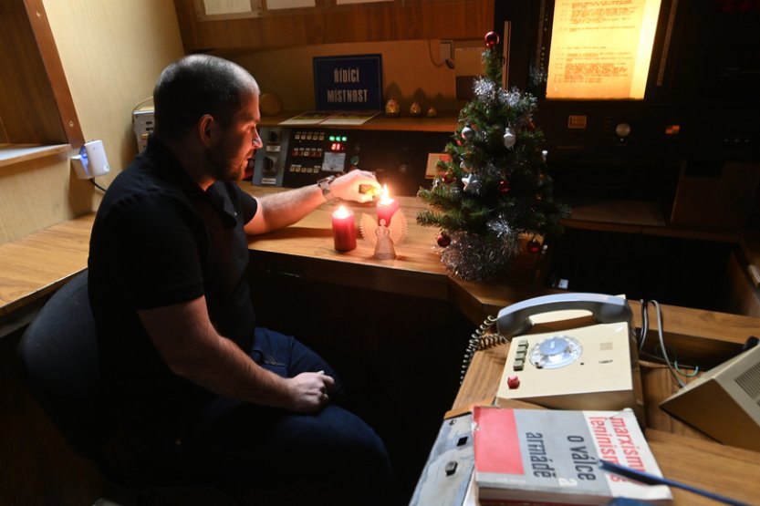 Lidé si budou moci prohlédnout vánočně vyzdobený bunkr u Přáslavic