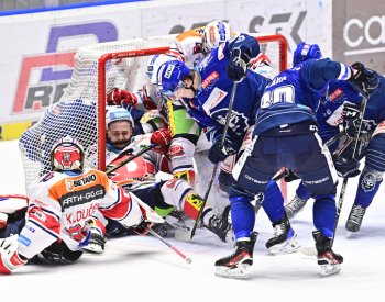 Jágr poprvé v sezoně nastoupil za Kladno, které prohrálo v Pardubicích 3:4