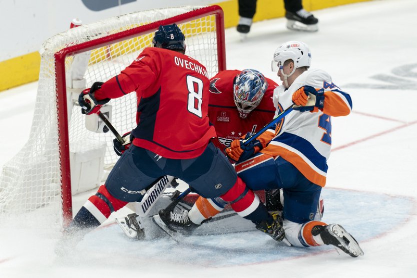 Ovečkin neskóroval v NHL ve čtrnáctém utkání v řadě, Washington ale vyhrál