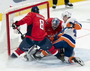 Ovečkin neskóroval v NHL ve čtrnáctém utkání v řadě, Washington ale vyhrál