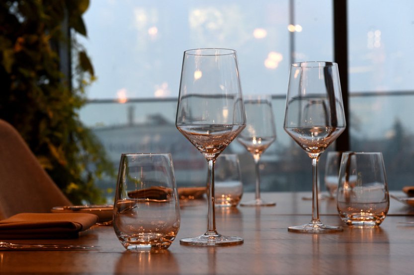 Do restaurace na Štědrý den chodí stále více Čechů, zájem je ale spíš o obědy