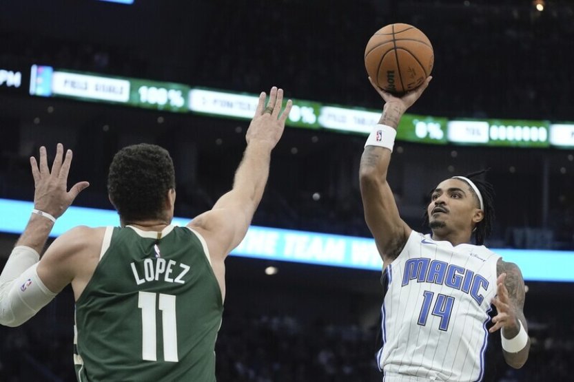 Milwaukee v NBA přehrálo Orlando, Detroit je po další prohře blízko rekordu