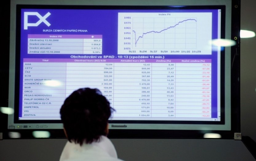 Pražská burza znovu rostla, koruna vůči euru stagnovala