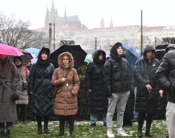 Světová média informují o státním smutku po čtvrteční střelbě v Praze