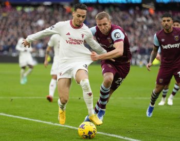 Souček s Coufalem pomohli West Hamu k vítězství 2:0 nad Manchesterem United