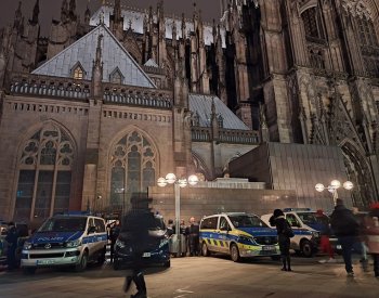 Německé úřady mají informace o hrozbě útoku na katedrálu v Kolíně n. R.