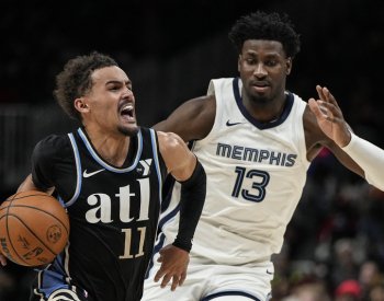 Young a Detroit vyrovnali rekordy NBA, James dal 40 bodů, Krejčí ještě nehrál