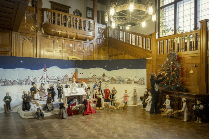 V Českém Dubu opět vystaví betlém s figurami vytvořenými podle skutečných postav