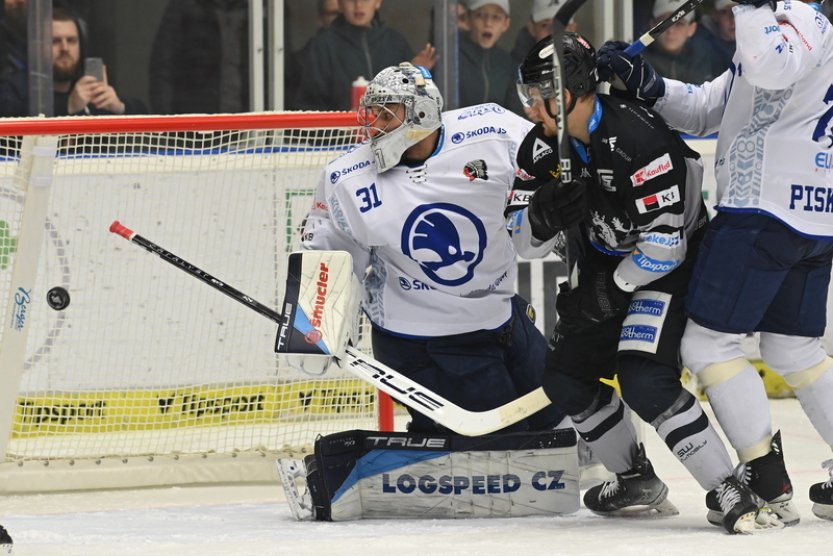 Karlovy Vary díky hattricku Grígera ovládly i druhé západočeské derby sezony