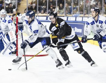 Hokejisté Ambri-Piotty porazili na Spenglerově poháru Kuopio 5:3