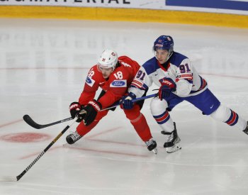 Američtí hokejisté deklasovali na juniorském MS Švýcarsko 11:3