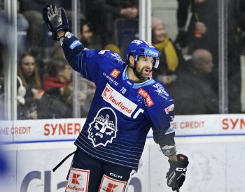 Smoleňák góly odšpuntoval kladenskou radost, Jágrovi přál hlavně zdraví