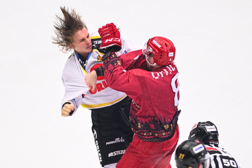 Litvínov díky skvělému nástupu vyhrál v Hradci Králové