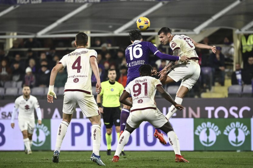 Vedoucí Inter remizoval v Janově, Fiorentina bez Baráka porazila FC Turín