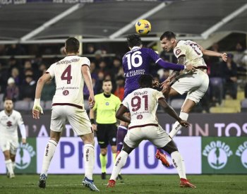 Vedoucí Inter remizoval v Janově, Fiorentina bez Baráka porazila FC Turín