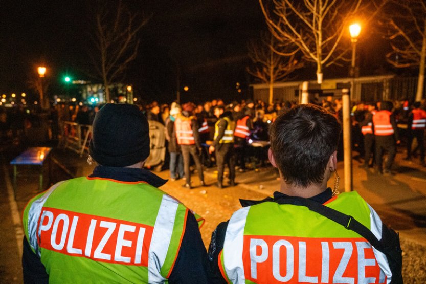 Německá policie na silvestra tvrdě zakročí proti výtržníkům, vzkázala Faeserová