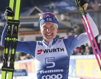 Niskanenová vyhrála klasickou desítku, Tour de Ski vede Digginsová