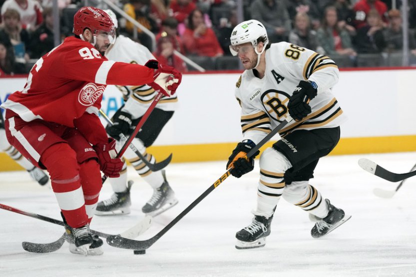 Pastrňák přihrál v NHL na dvě branky, skórovali Zacha, Hertl a Kubalík